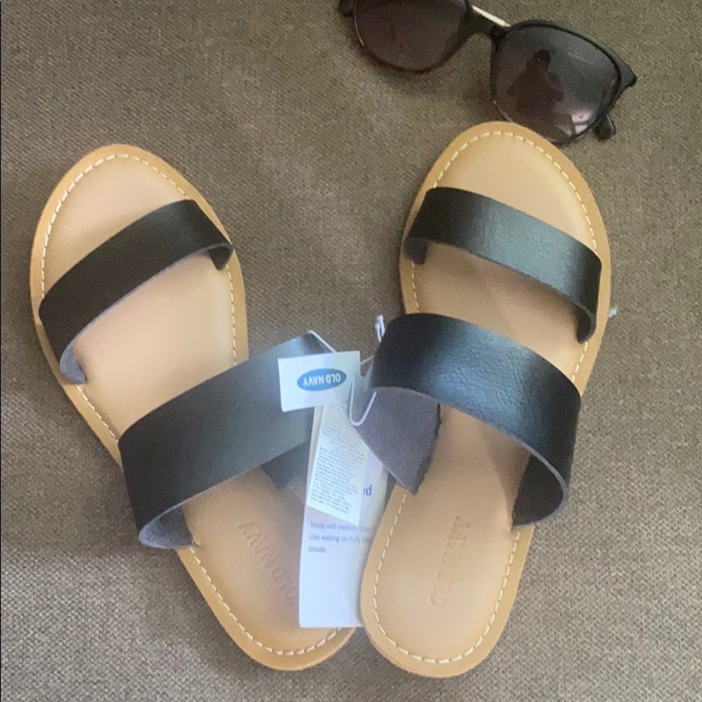 Brand new black Old Navy Sandals!  Size 6